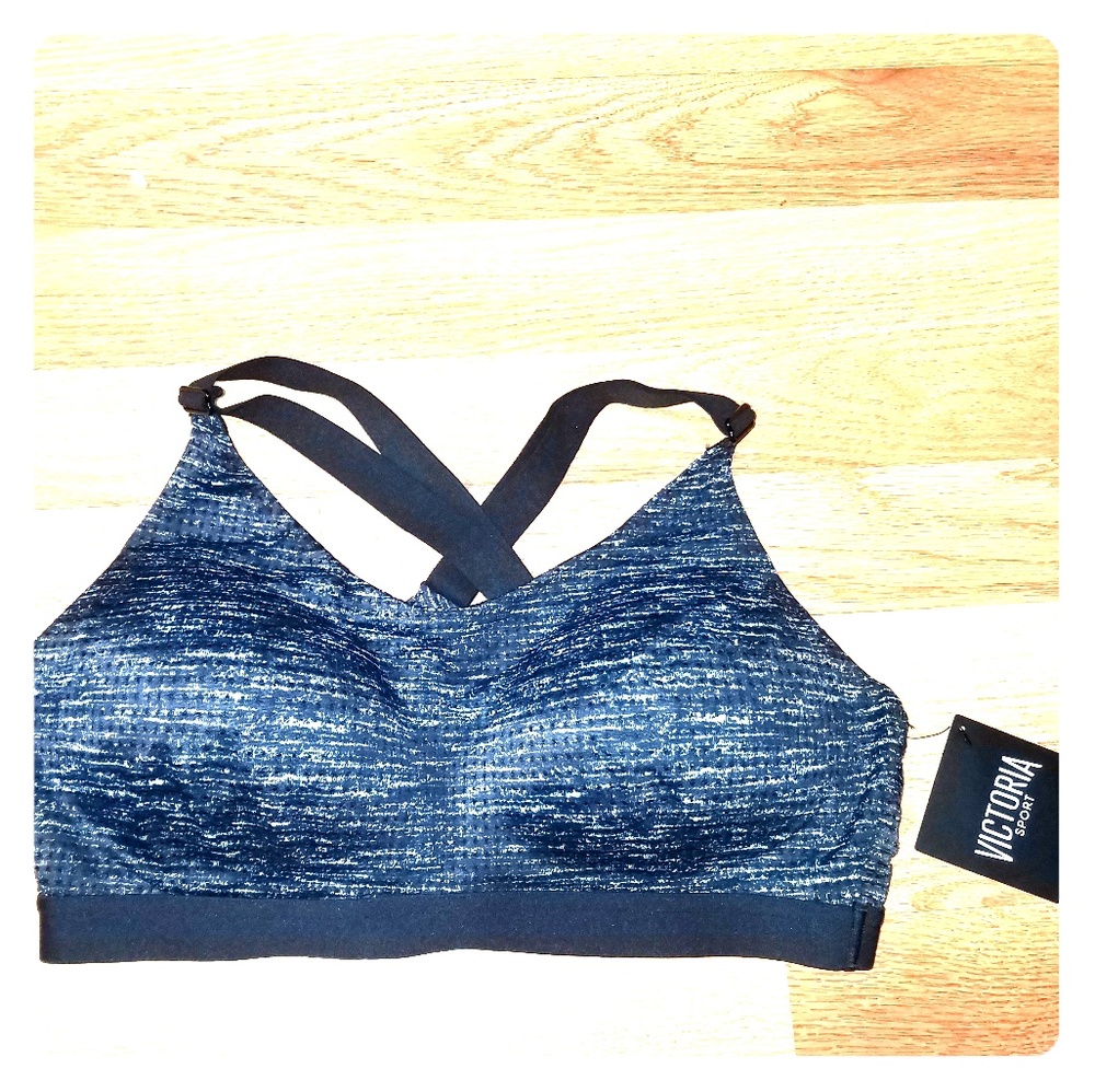 Victoria sport sports bra